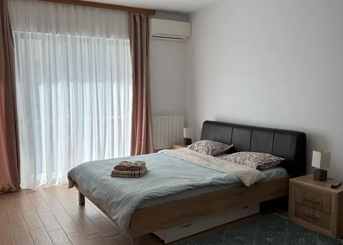 Desilva Apart Mamaia
